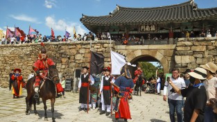 조선의 역사  충청병마절도사 퍼레이드 펼쳐